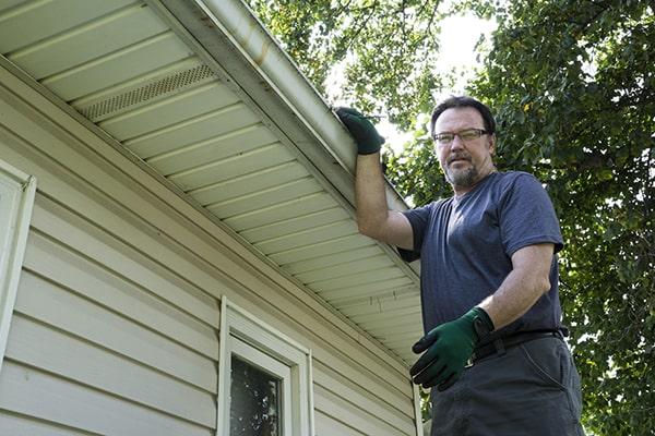 Gutter Cleaning of Northridge team